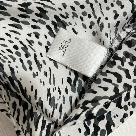 2 for 20  ⭐️ Banana republic sleeveless shirt size M - Picture 6 of 7